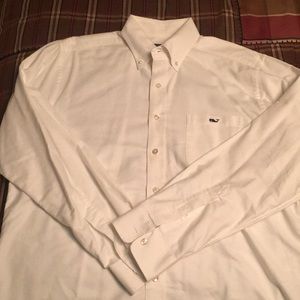Vineyard vines white button down